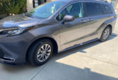 2021 Toyota Sienna XLE