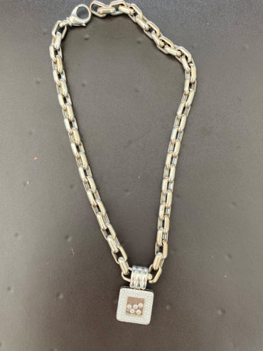 Men’s Choppard white gold chain with floating diamonds pendant